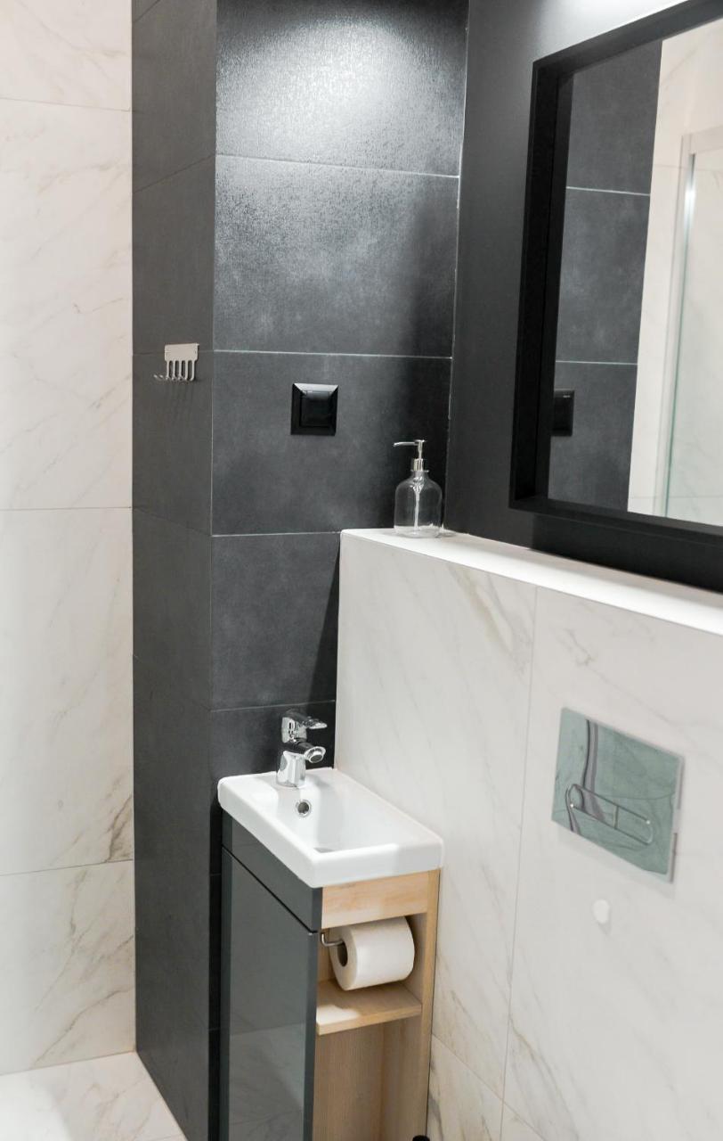 Crystal Guesthouse Βαρσοβία Εξωτερικό φωτογραφία