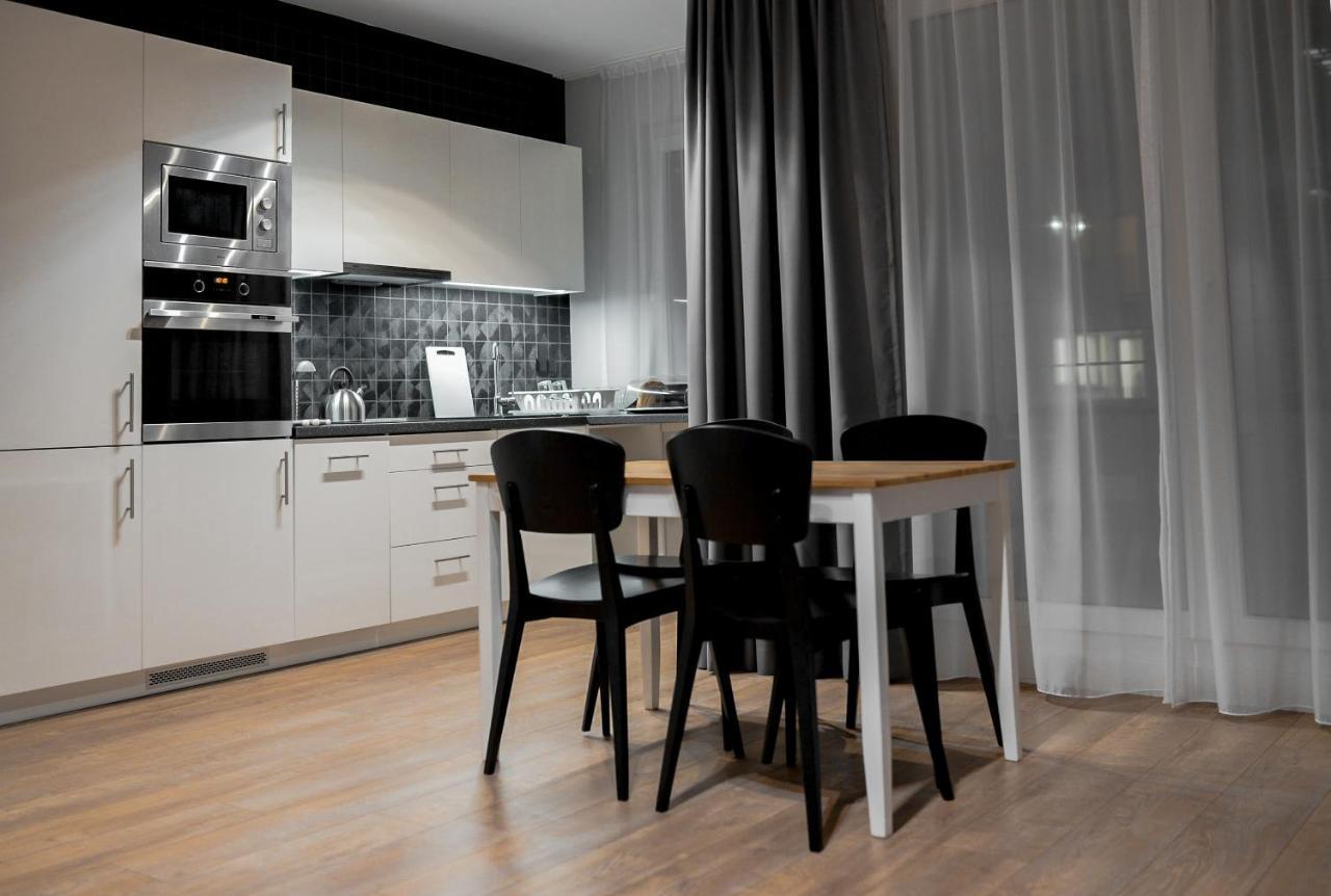 Crystal Guesthouse Βαρσοβία Εξωτερικό φωτογραφία