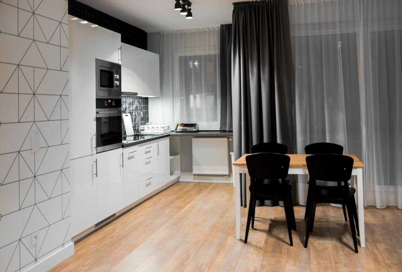 Crystal Guesthouse Βαρσοβία Εξωτερικό φωτογραφία