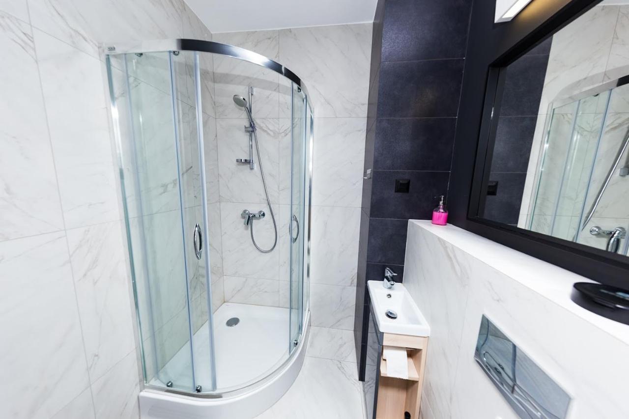Crystal Guesthouse Βαρσοβία Εξωτερικό φωτογραφία